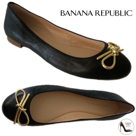 BANANA REPUBLIC BLACK LEATHER BALLET FLATS WITH METAL GOLD BOW Dress Shoes 8 - Picture 1 of 13